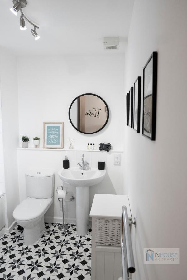 Modern City Centre Apartment Wifi Netflix Нотингам Екстериор снимка